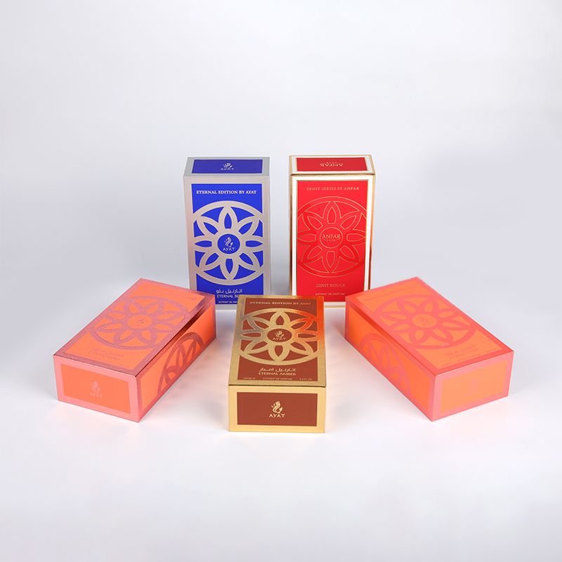 Kotak minyak wangi Kertas Khas Royal Essence